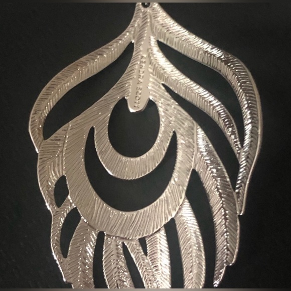 Kendra Scott Earrings - Picture 4 of 6